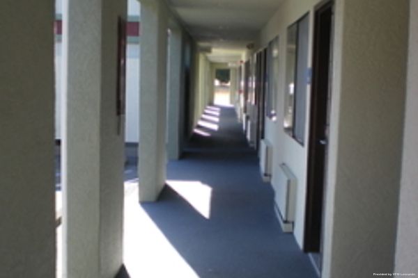 The Redwood Riverwalk Hotel (Fortuna)
